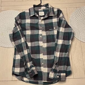 American Eagle Outfitters Green, Black & White Plaid Button-Down Shirt
